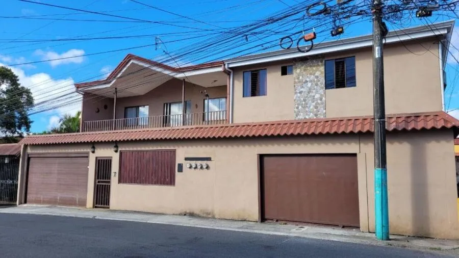 Se venda casa en Granadilla, Curridabat - Venta en Curridabat