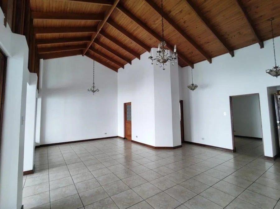 Venta de casa en San Vicente de Moravia PBR - Venta en Moravia — photo 4