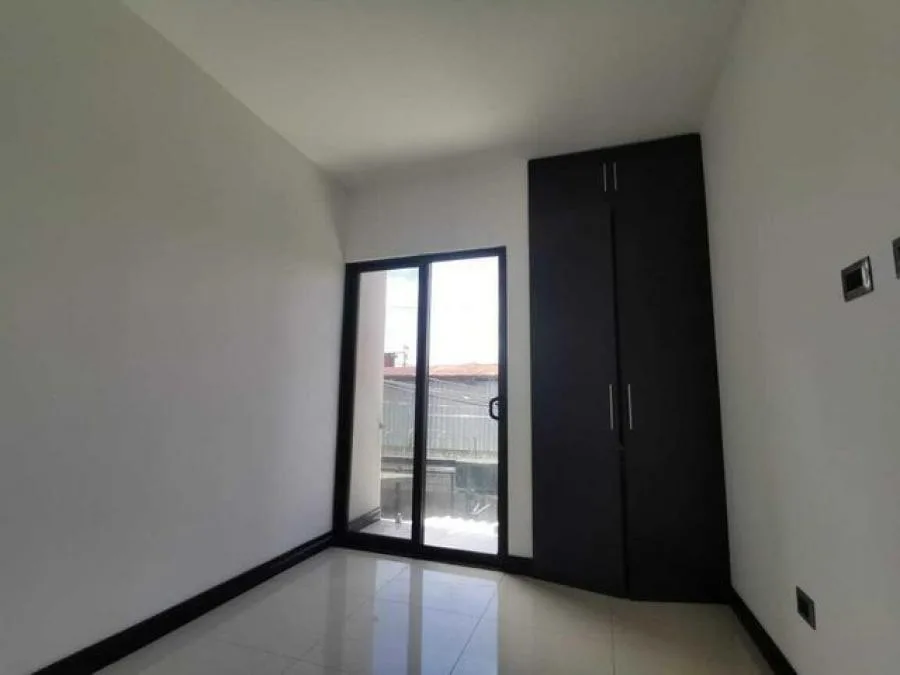 Casa a estrenar en condominio privado y seguro en San Vicente de Moravia RAH 231483  - Venta en Moravia — photo 2
