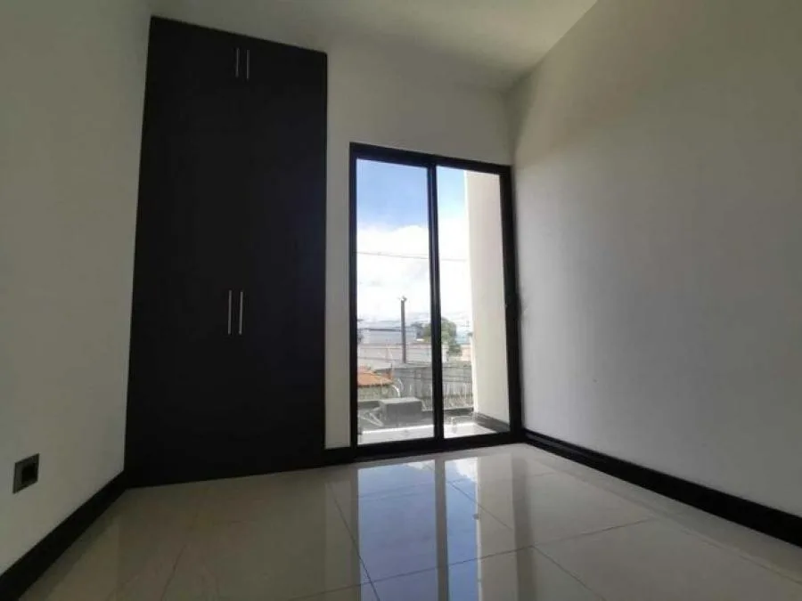 Casa a estrenar en condominio privado y seguro en San Vicente de Moravia RAH 231483  - Venta en Moravia — photo 3