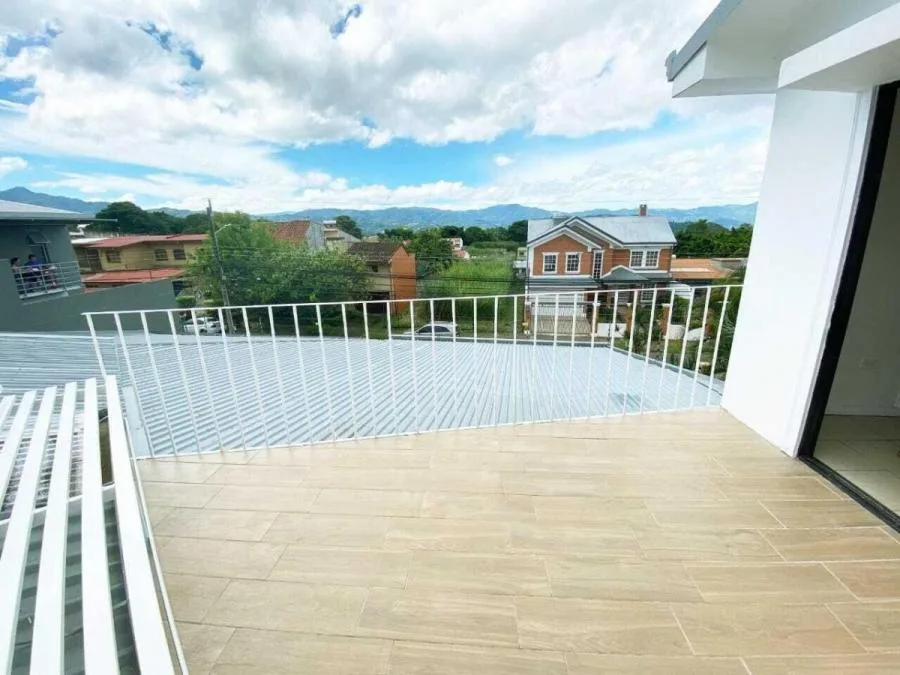 Venta de Casa en Curridabat, San José. RAH 25-1173 - Venta en Curridabat