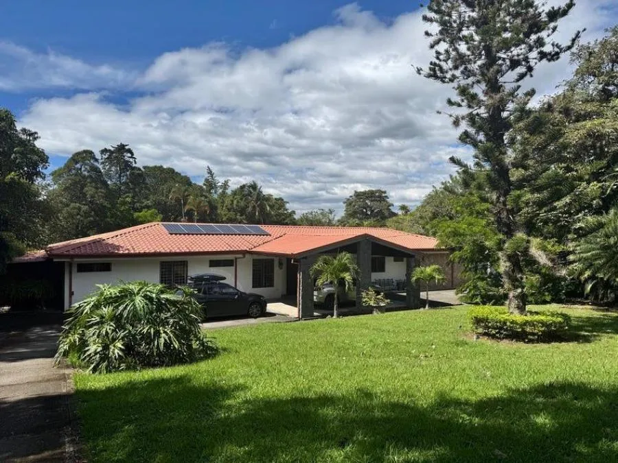 Venta de Casa en Santa Ana, San José. - Venta en Santa Ana