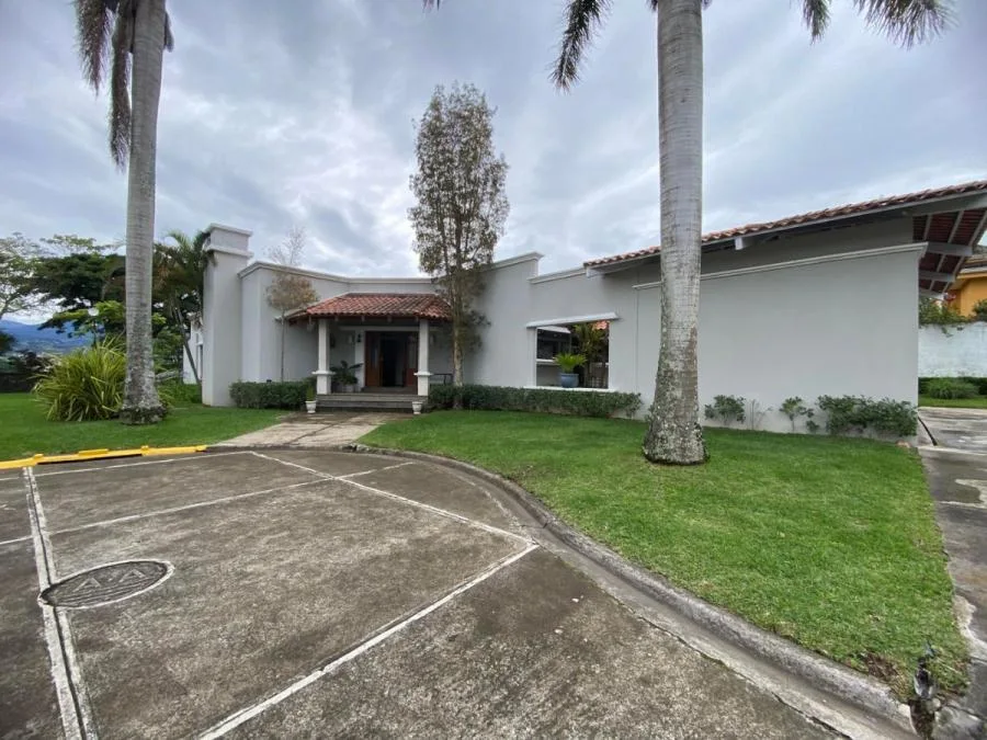 Se vende casa en San Vicente Moravia 25-298 - Venta en Moravia