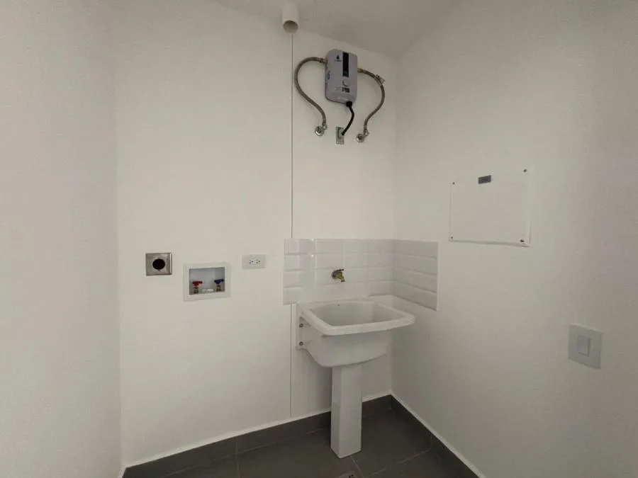 Venta de apartamento a estrenar en Torre Dent7, Barrio Dent, San José $170.000 #FR001 - Venta en San José — photo 3