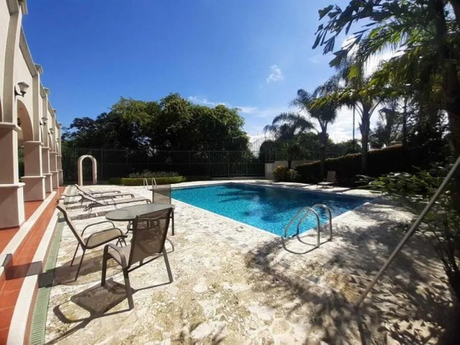 Venta de Casa en San Rafael de Escazú. - Venta en Escazú
