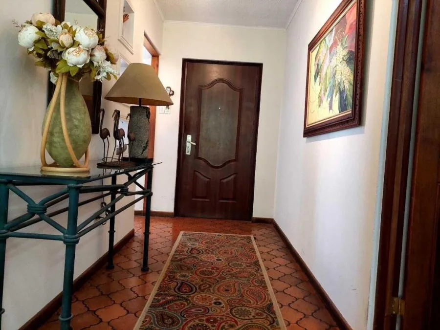 CASA EN VENTA, SABANA SUR SAN JOSÉ, Cod#25-836 - Venta en San José — photo 2