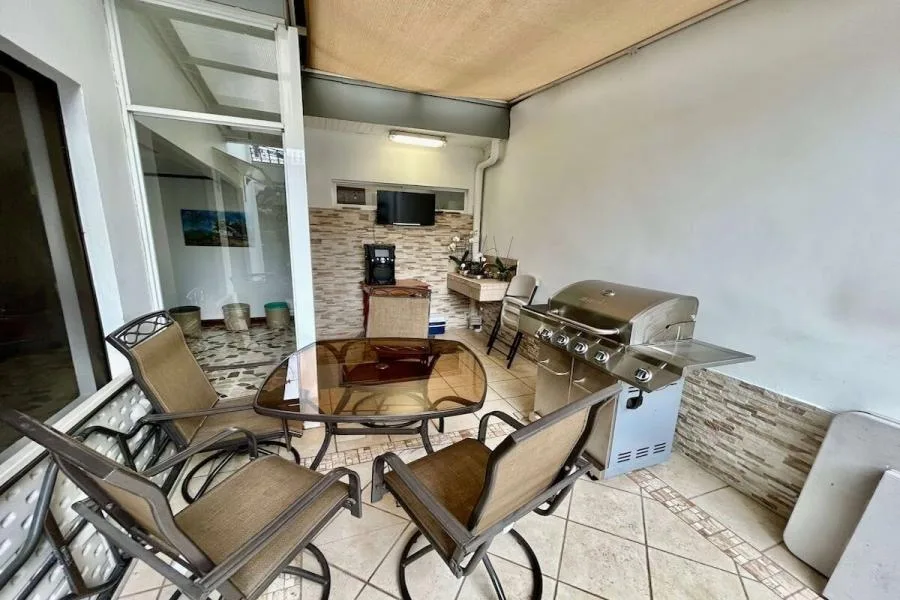 Venta de casa independiente en San Francisco de Dos Ríos, San José #LL157 - Venta en San Francisco de Dos Ríos