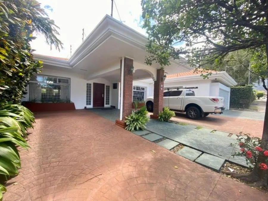 MLS-25-678 LS VENTA CASA SAN RAFAEL ESCAZU  - Venta en Escazú