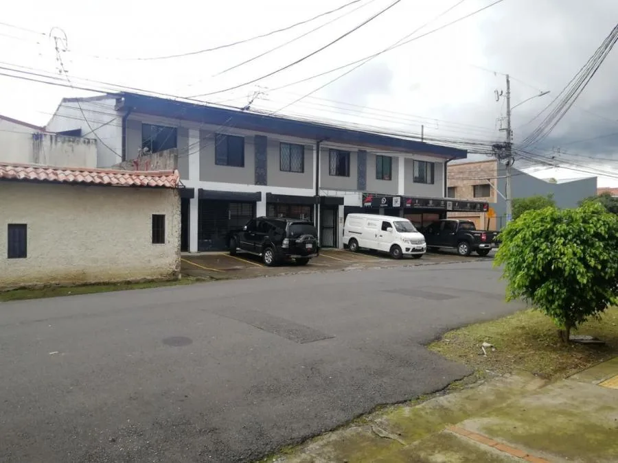 Edificio en Venta en San Juan, Tibás RAH #222697 - Venta en Tibás — photo 3