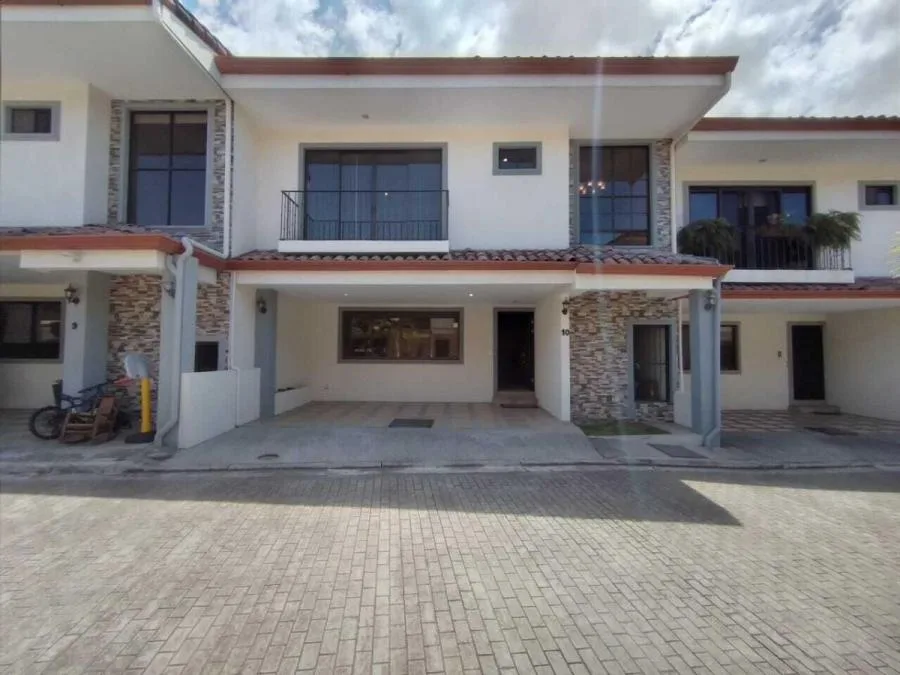Casa en Venta en Santa Ana RAH #221767 - Venta en Santa Ana
