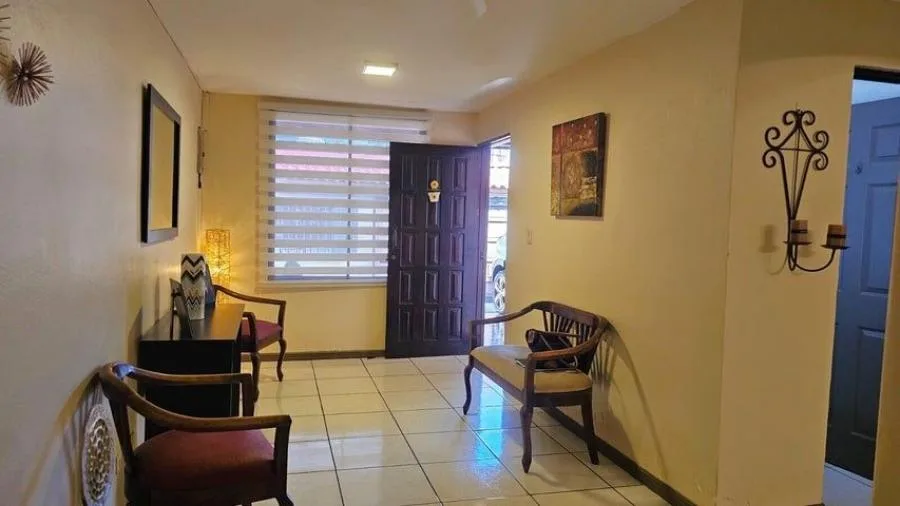 Venta de Casa en Guadalupe-Mata de Plátano. - Venta en Goicoechea — photo 4