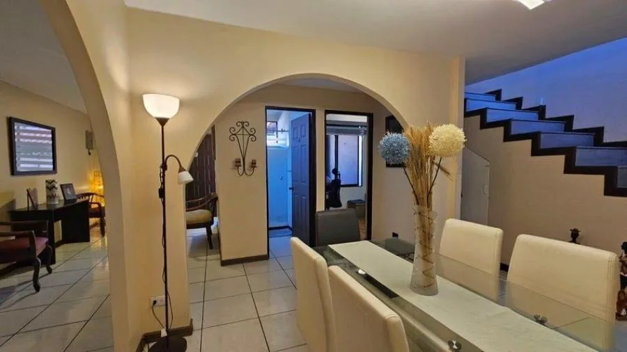 Venta de Casa en Guadalupe-Mata de Plátano. - Venta en Goicoechea — photo 5