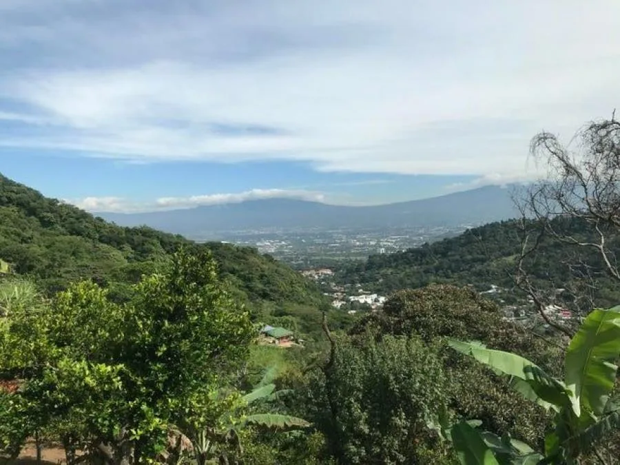 Alquiler Apartamento con Mezzanina y Vista a Montaña #26-983 GS - Alquiler / Renta en Santa Ana