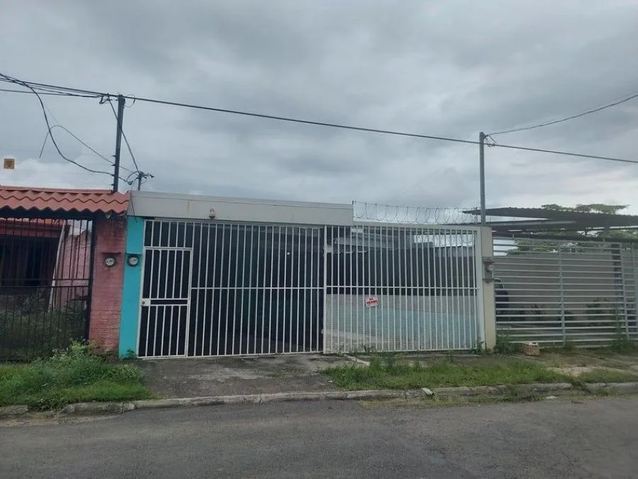 Venta de Casa en La Guácima, Alajuela. RAH 25-437 - Venta en Guácima