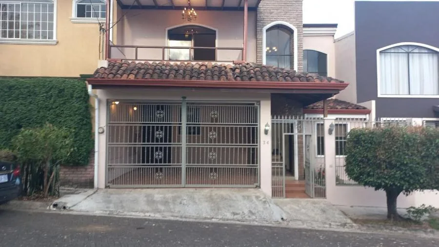 Venta de casa en Tres Ríos (NR) - Venta en La Unión