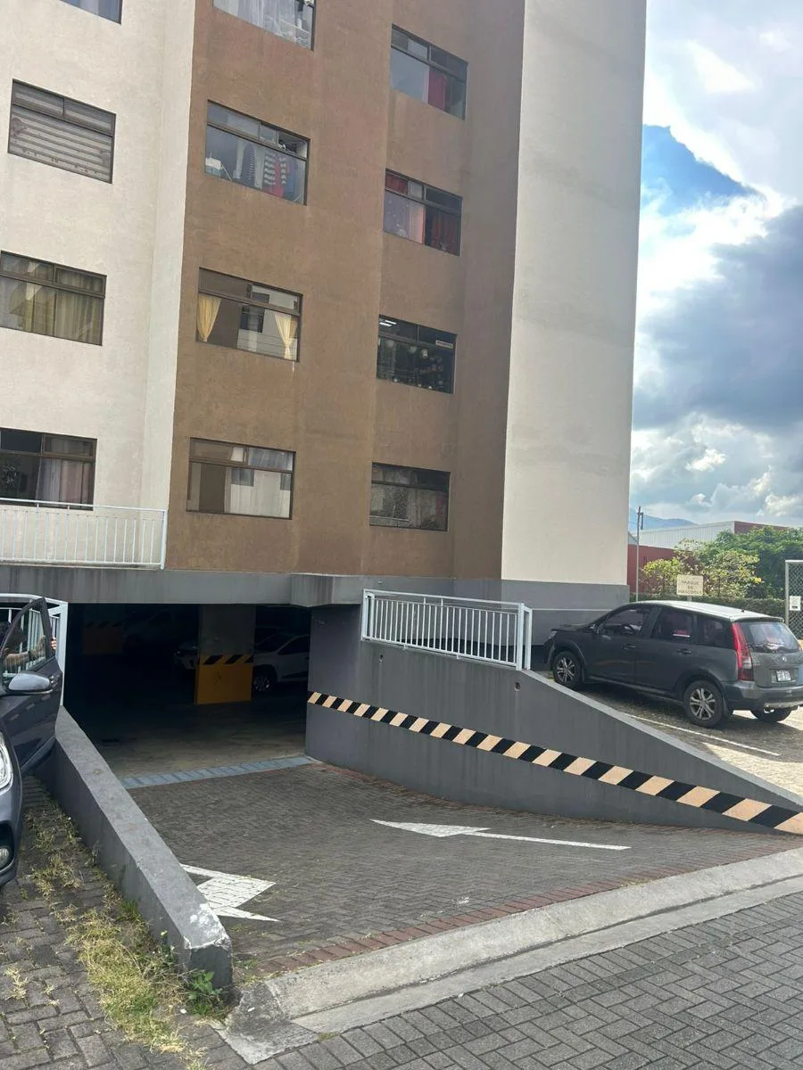 VENTA DE APARTAMENTO, SAN JOSE, HATILLO, CONDOMINIO TORRES DE MONTERREY 9806345 - Venta en San José