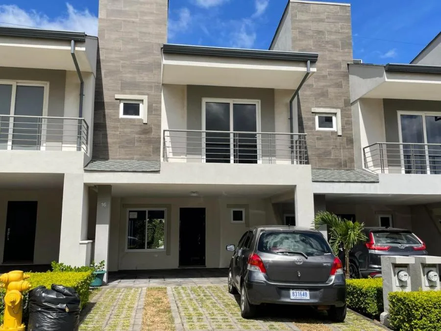 Casa en venta en Escazú, San José. RAH 22-1203 - Venta en Escazú