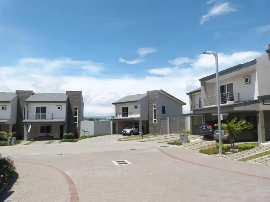 Venta de Apartamento en San Rafael de Escazû. RAH 25-1317 - Venta en Escazú