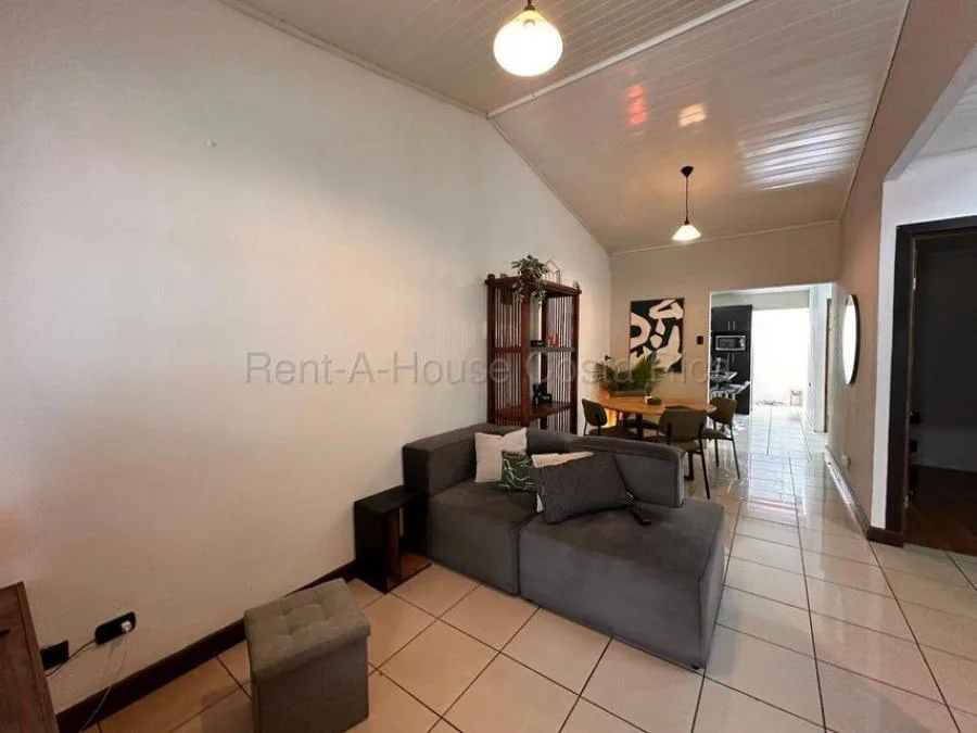 VENTA DE CASA EN RESIDENCIAL EN LA UNION DE TRES RIOS  PBR - Venta en La Unión
