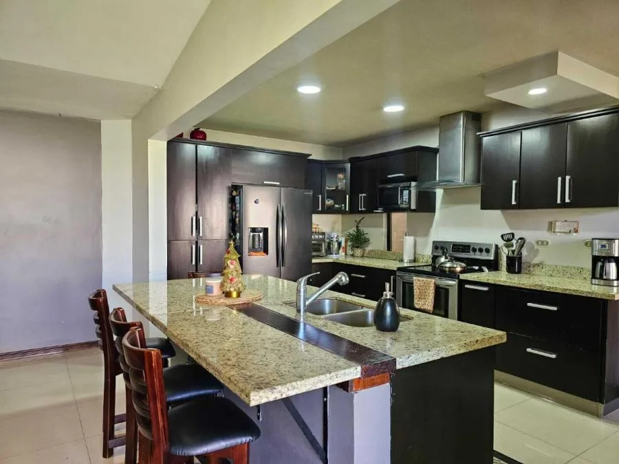 CASA EN VENTA, FLORES DE HEREDIA, Cod#25/535 - Venta en Flores