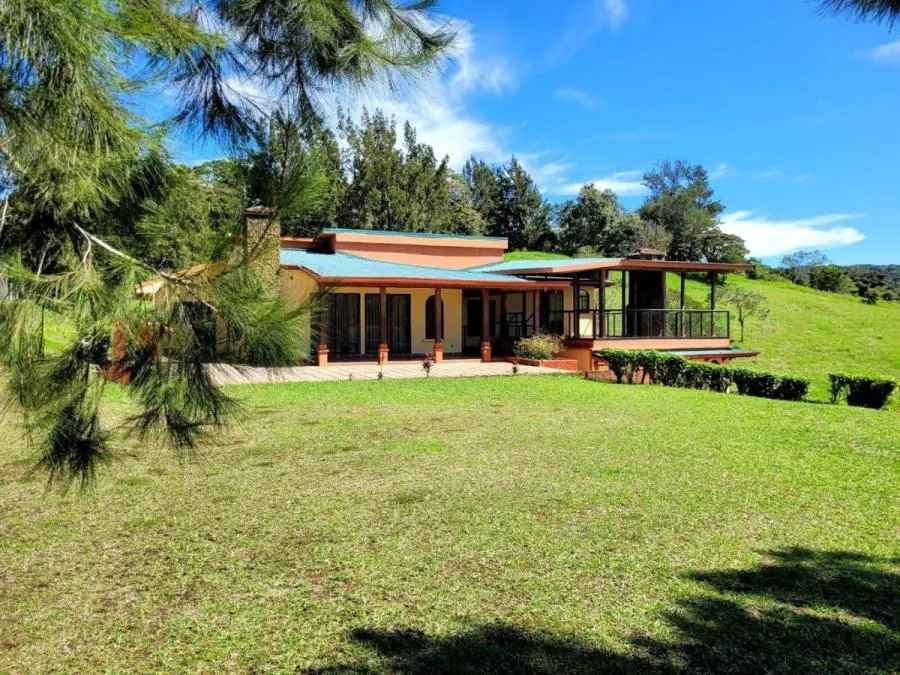 Venta de Casa en Moravia, San José. RAH 25-747 - Venta en Moravia