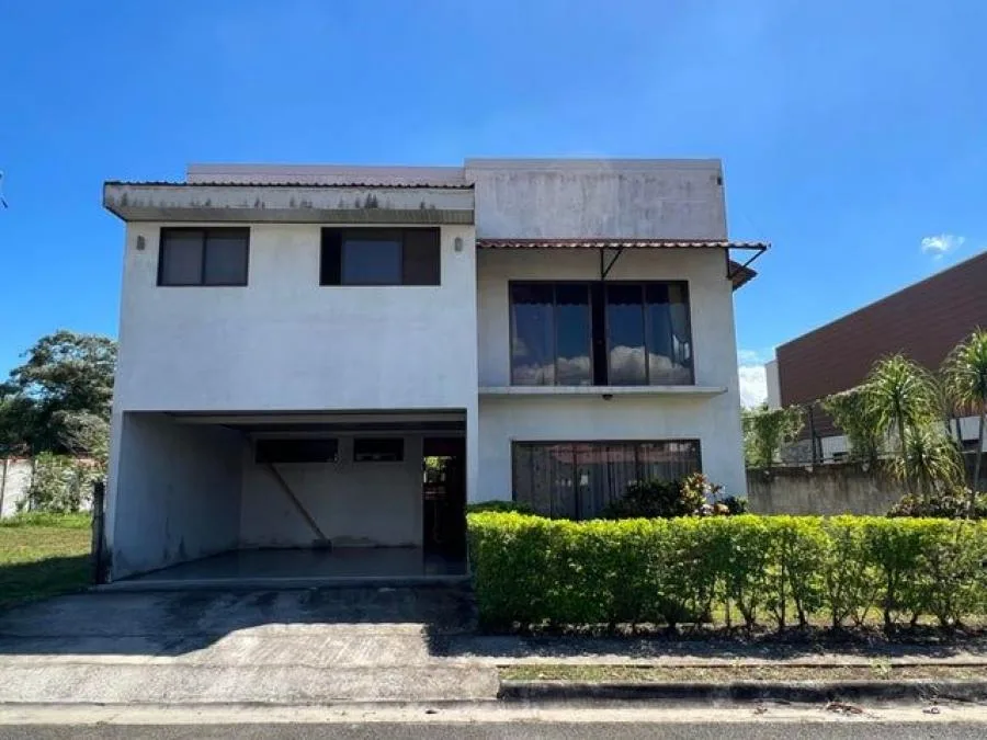 Venta casa lujo 1 nivel 5 hab diseño moderno y privacidad absoluta #26-1778 GS - Venta en Alajuela