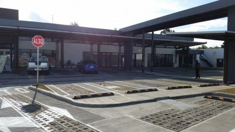 Espacio Comercial en Renta Vásquez de Coronado San Jose - Alquiler / Renta en Vasquez de Coronado — photo 4