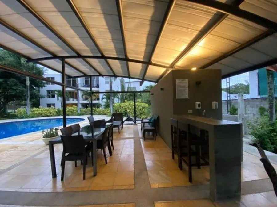 SE ALQUILA APARTAMENTO SANTA ANA CONDOMINIO ROSALEDA - Alquiler / Renta en Santa Ana