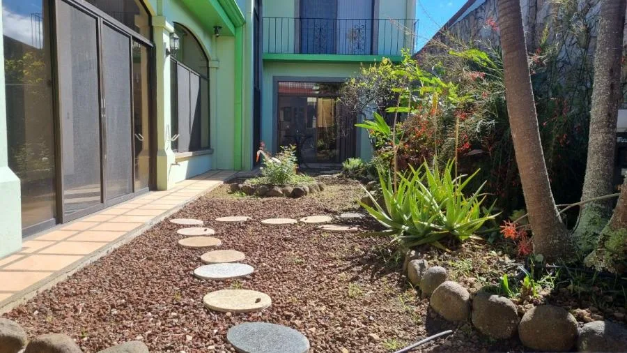 Casa en venta Moravia, San Vicente, La Guaria,NEGOCIABLE,5PJG6575429 - Venta en Moravia