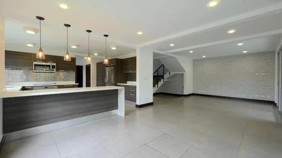Se vende casa en Escazú San José 26-1099 - Venta en Escazú