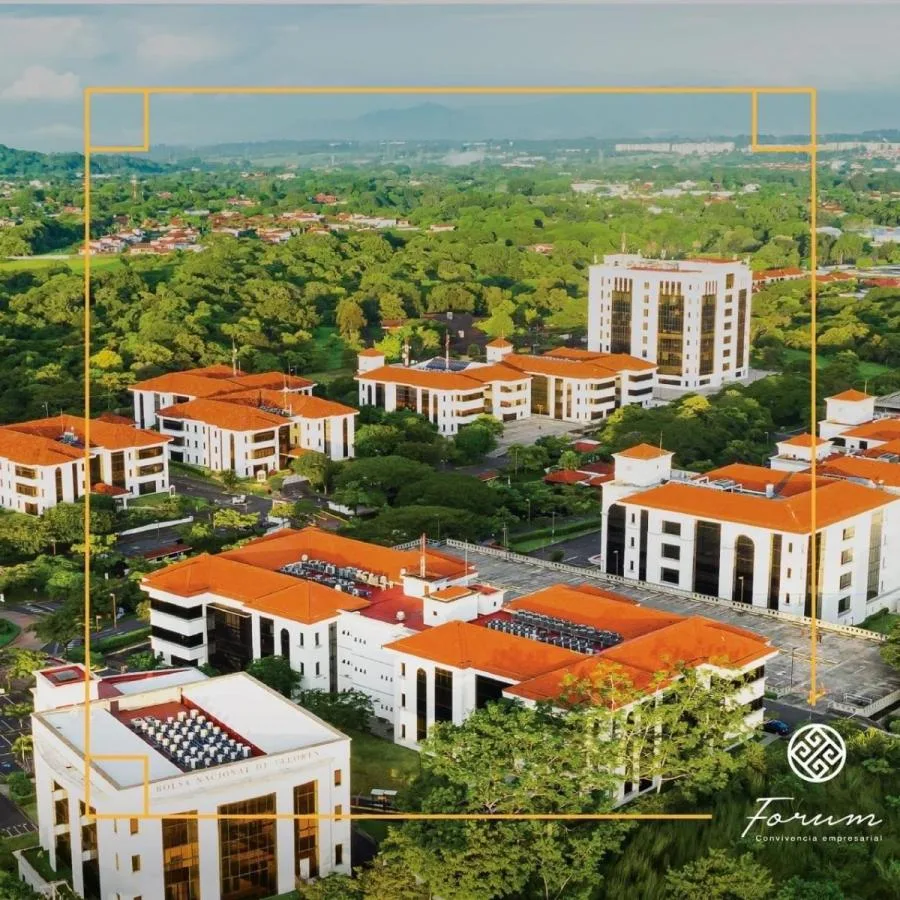 ALQUILER DE OFICINA, SAN JOSÉ, SANTA ANA, PARQUE EMPRESARIAL FORUM 9541568 - Alquiler / Renta en Santa Ana