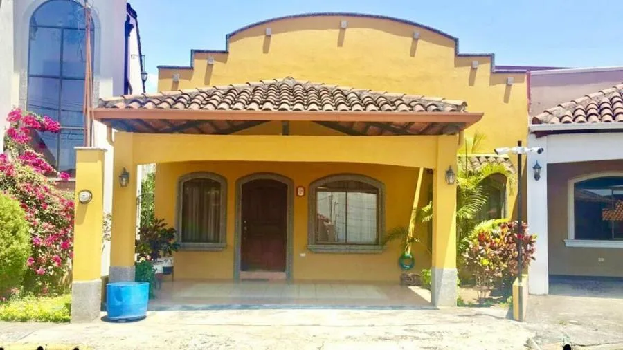 VENTA DE CASA EN SAN FRANCISCO DE HEREDIA CL22-1894 - Venta en San Francisco