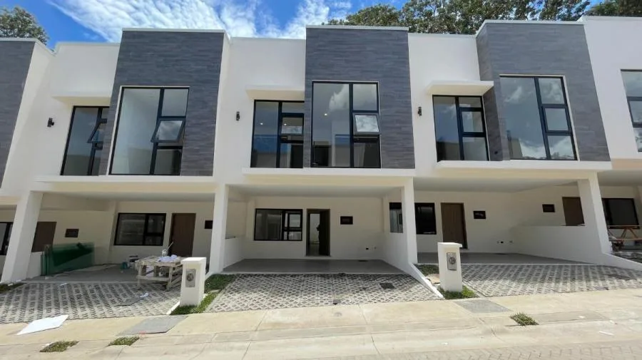 Alquiler de casa en condominio, Santa Ana. RAH 26-320 (NR) - Alquiler / Renta en Santa Ana