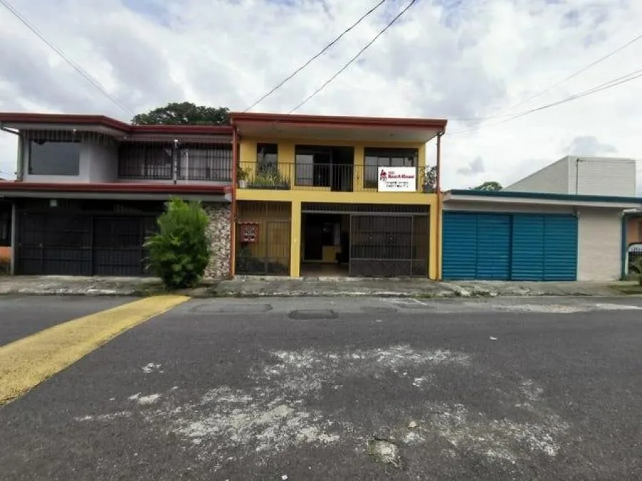 Casa con dos niveles independientes en Canoas, Alajuela RAH 231083 - Venta en Alajuela