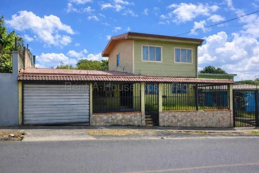 Venta de Casa en Ipís de Guadalupe. RAH 26-1515 - Venta en Goicoechea