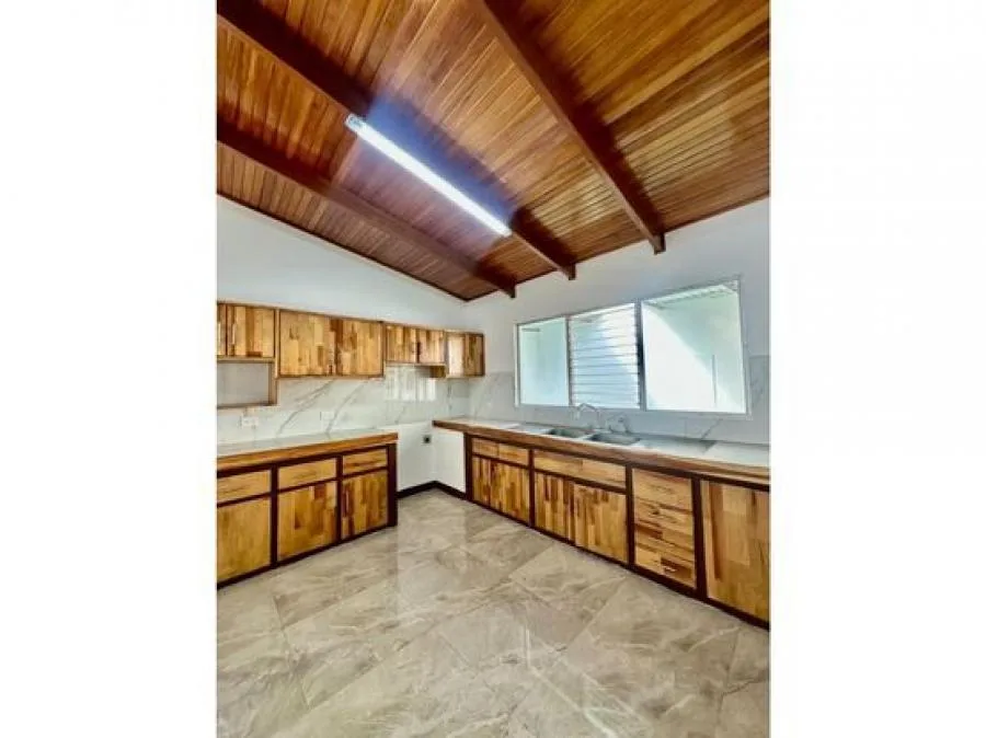 Casa en venta Heredia, Mercedes N. 1 planta  2.5PCU9734472 - Venta en Heredia