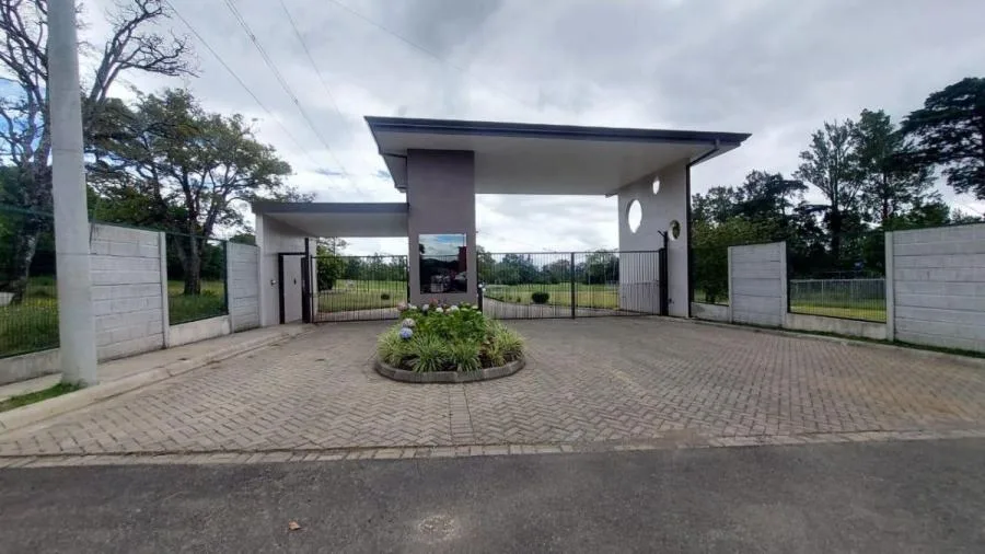 Venta de Lote en Santa Bárbara, Heredia. RAH 26-435 - Venta en Santa Bárbara