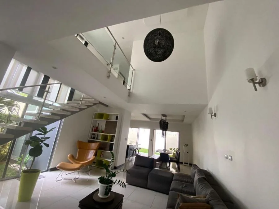 CASA EN VENTA, SANTA ANA, Cod#24-119 - Venta en Santa Ana