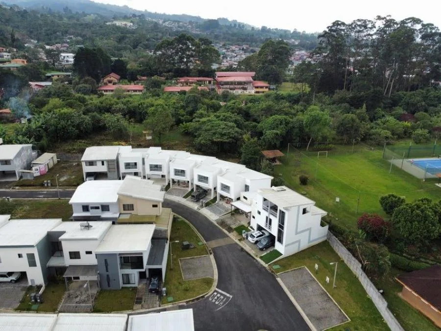 Alquiler de Casa en La Unión, Cartago. RAH 25-894 - Alquiler / Renta en La Unión
