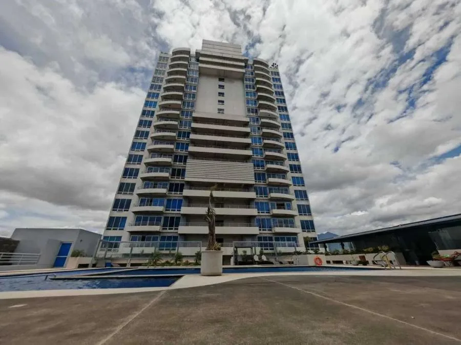 Venta de apartamento en piso 8 en Torre de Paseo Colón, San José US$ 235,000 #TP6617 - Venta en San José