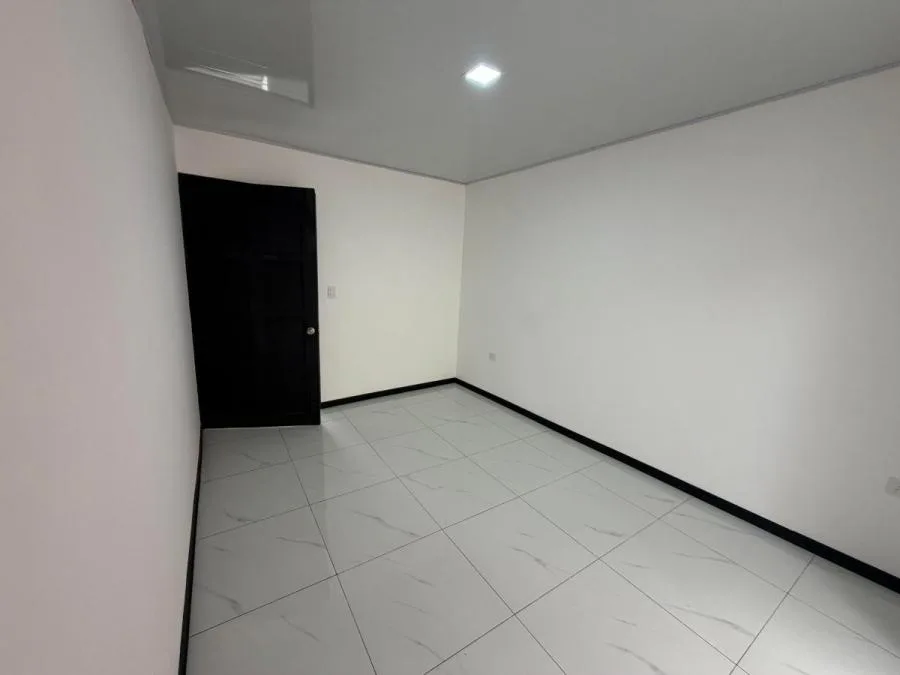 ???? Hermosa Casa Esquinera en Tibás – A Estrenar   26-1250 - Venta en Tibás — photo 2