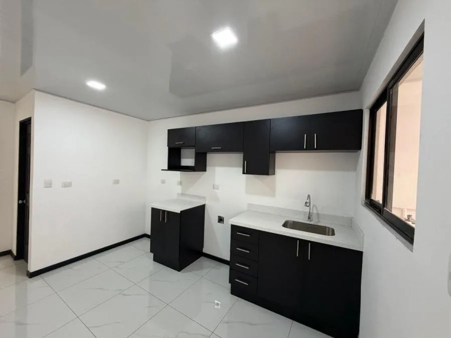???? Hermosa Casa Esquinera en Tibás – A Estrenar   26-1250 - Venta en Tibás — photo 3