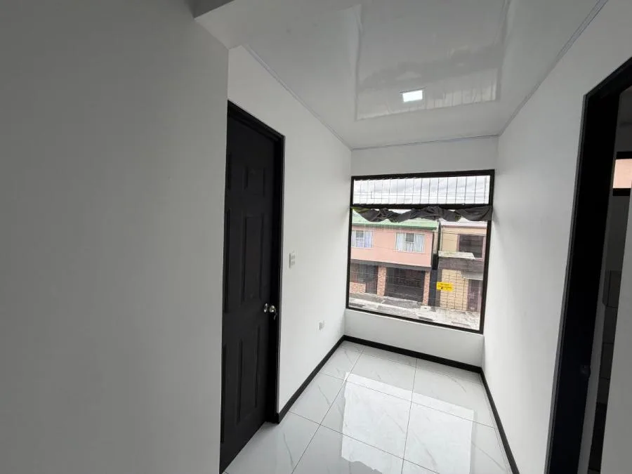???? Hermosa Casa Esquinera en Tibás – A Estrenar   26-1250 - Venta en Tibás — photo 5