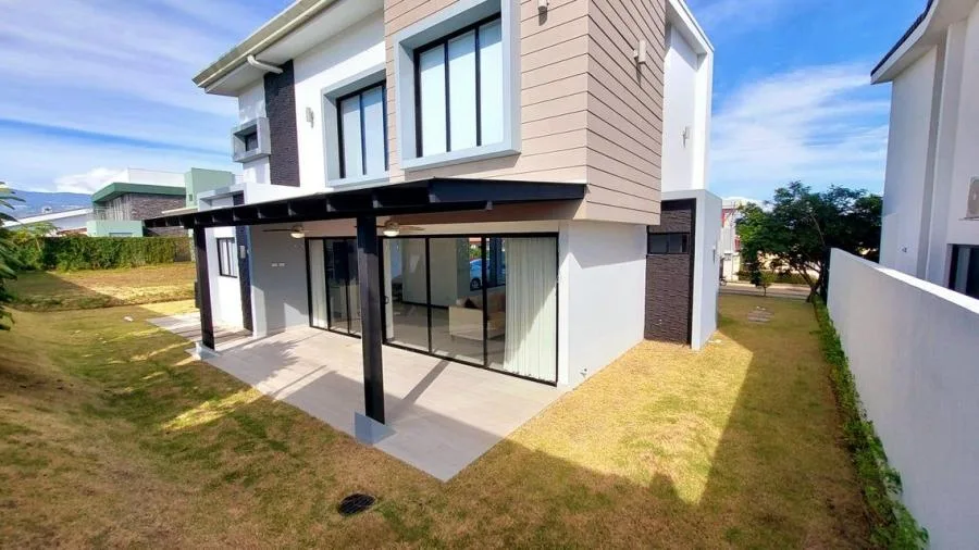 MLS-25-1316 LS ALQUILER CASA GRECIA ALAJUELA - Alquiler / Renta en Grecia