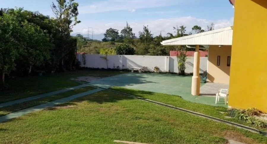 Se vende propiedad con tres casas en Cartago - Venta en San Ramón — photo 3