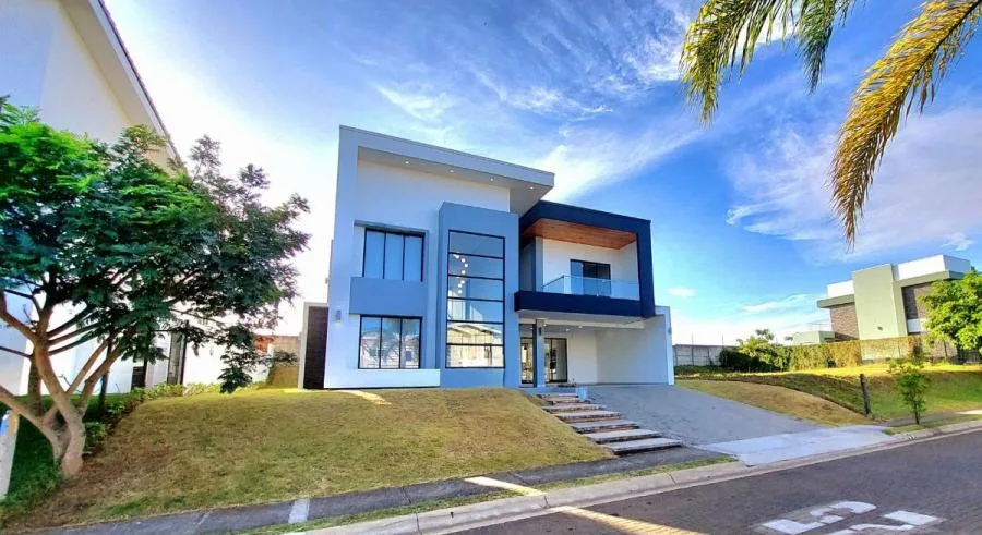 Alquiler de Casa en Condominio de lujo en Grecia - Alquiler / Renta en Grecia