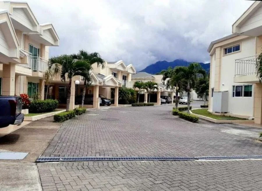 Venta de Casa en Escazú, San José. - Venta en Escazú