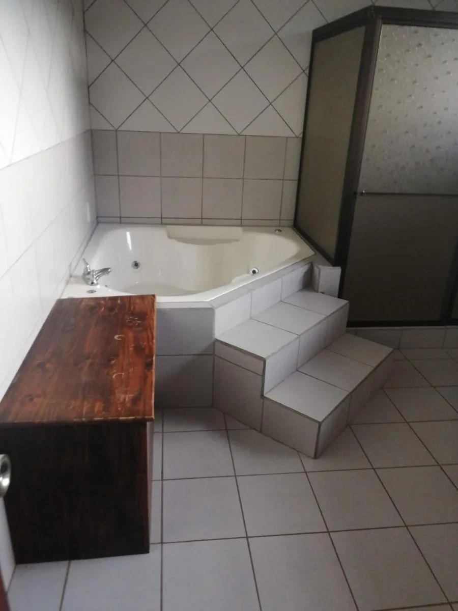 EN VENTA,CASA-TERRENO CON QUEBRADA Y VISTAS EN RIVAS, CR. - Venta en Perez Zeledón — photo 5