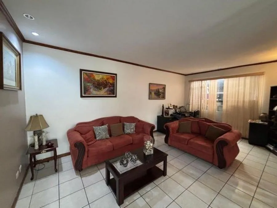 Venta de hermosa propiedad de 550 M2 y 4 habitaciones en San Juan de Tibas 26-1386 - Venta en Tibás — photo 4
