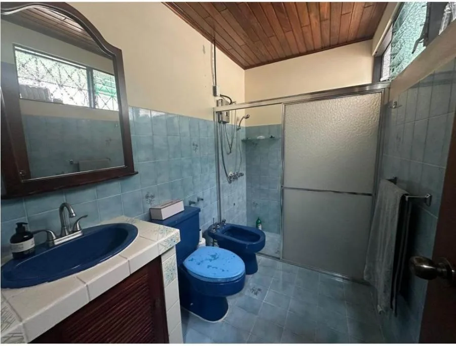 Venta de casa con uso mixto en Rohmoser, San José US$242,500 #ER006 - Venta en Pavas — photo 5